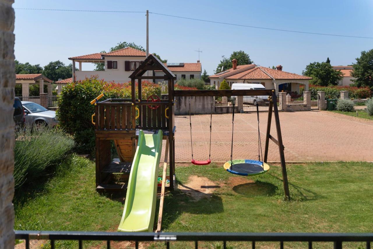 Holiday Home Maslina Poreč Eksteriør billede